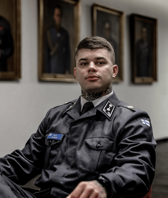 Somevaikuttaja ja entinen upseeri Nico Lingman