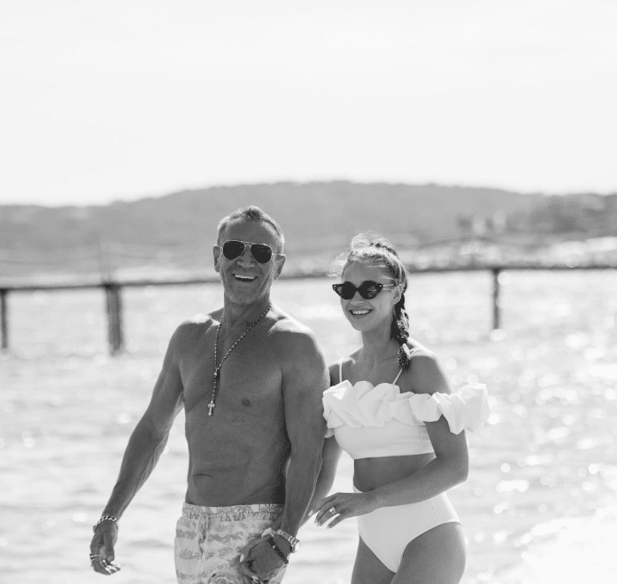 Renny ja Johanna Harlin hääpäivänään Saint-Tropez’ssa